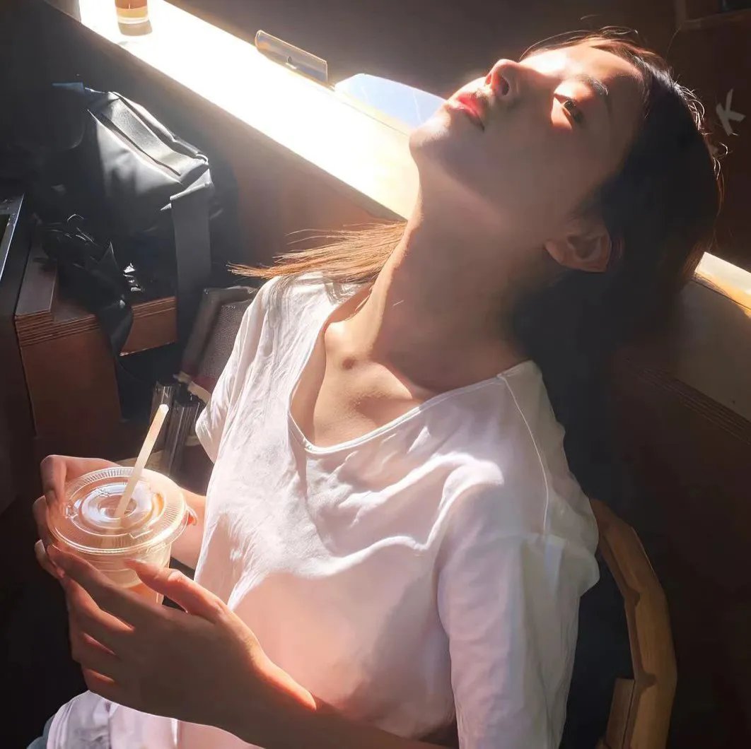 笨拙之极的上野